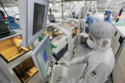 世界电脑大王 昔日王者从2.4亿易主到东山再起